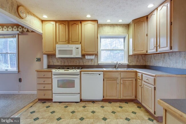 Building Photo - 12225 Tall Pines Ct