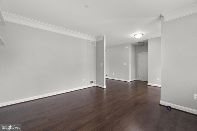 Building Photo - 945 Kayley Dr