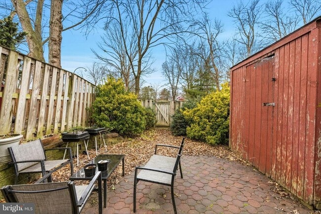 Building Photo - 11072 Berrypick Ln