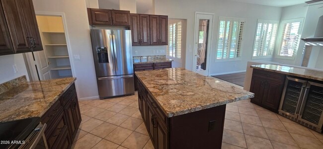 Building Photo - 21506 N 73rd Ave