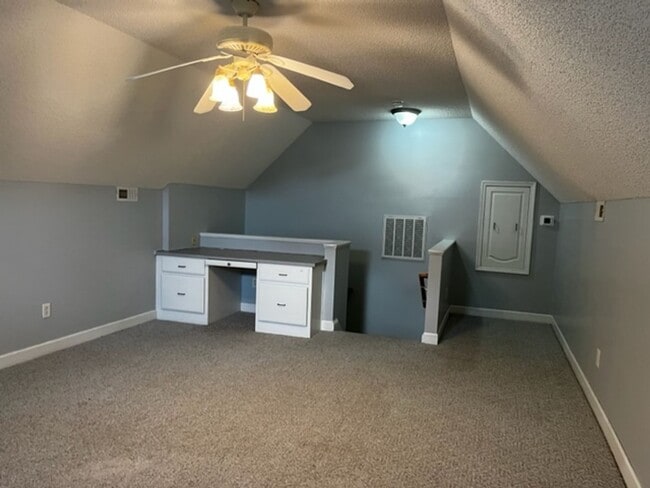 Building Photo - Beautiful Home in Hunters Ridge New Bern