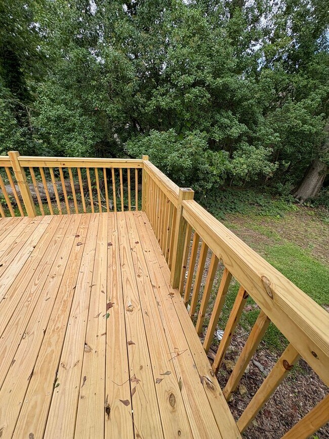 Building Photo - Lovely 3 Bedroom 2 Bath Home in Spartanburg