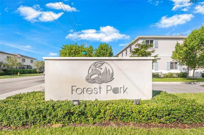 Building Photo - 1270 NW 3rd Ln