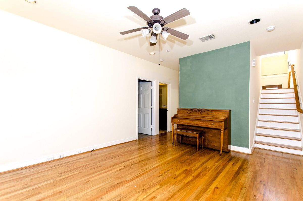 Building Photo - 308 Grove St