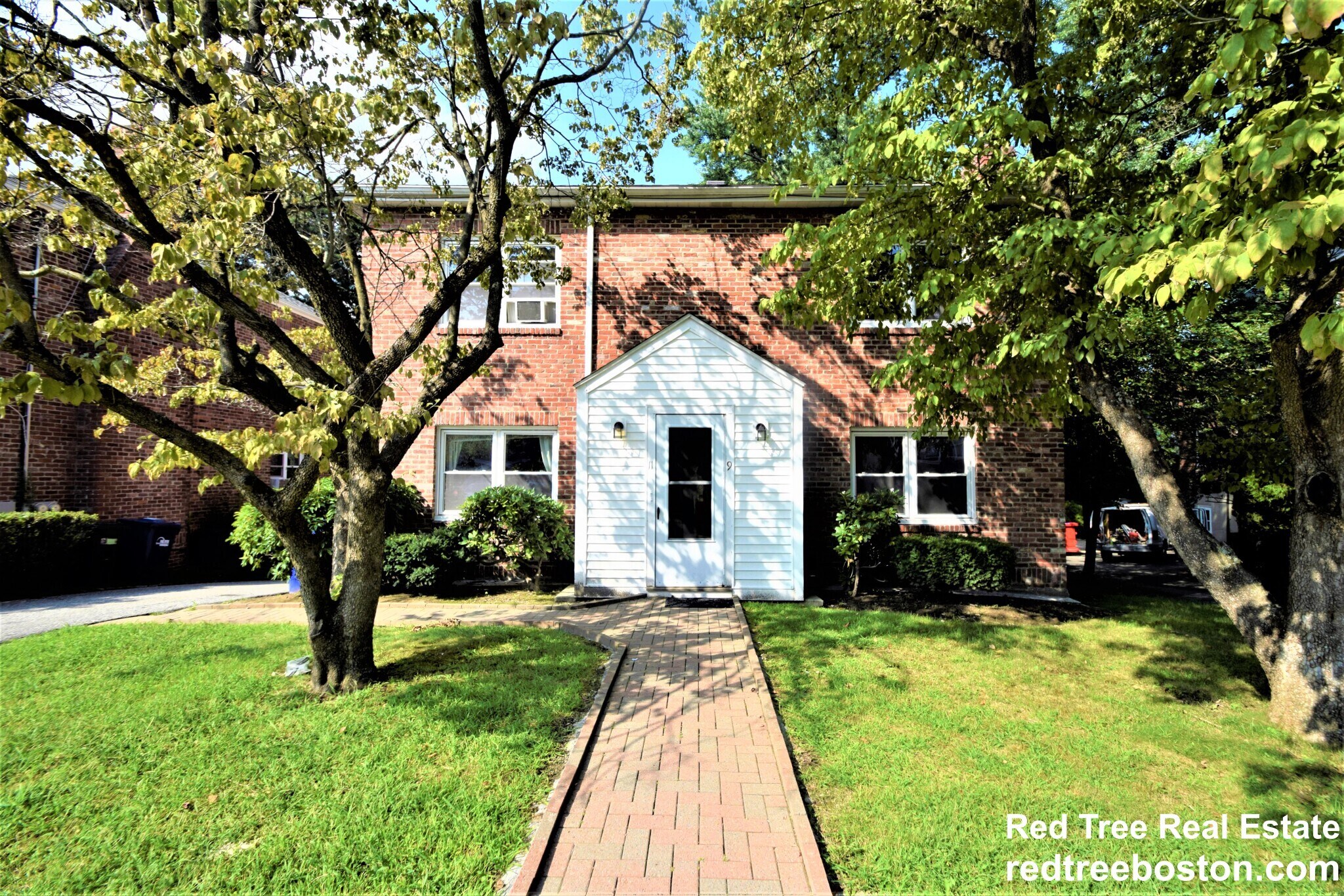 Building Photo - 9-11 Undine Rd. Unit 1