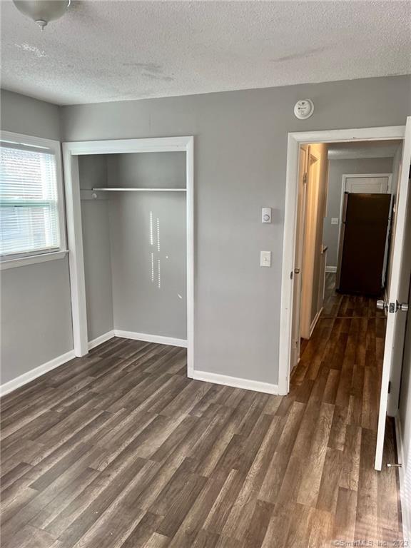 Building Photo - 20 Shagbark Rd