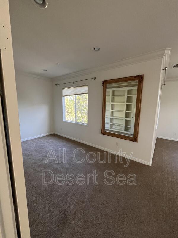 Building Photo - 16826 Clovergreen Ln