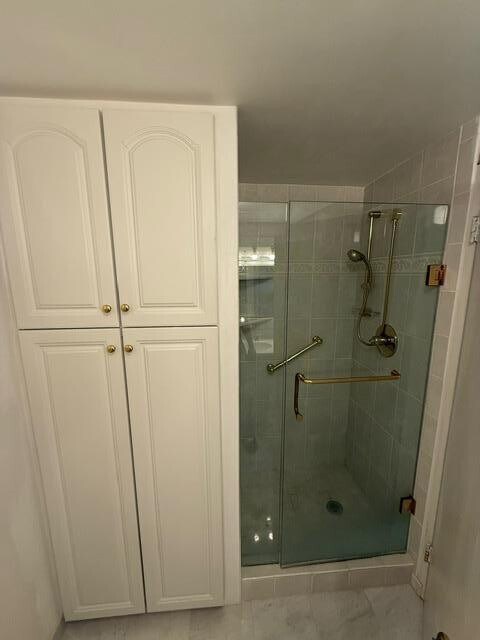 Building Photo - 6125 E Indian School Rd