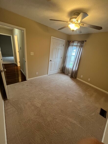 Building Photo - 782 Fire Break Dr