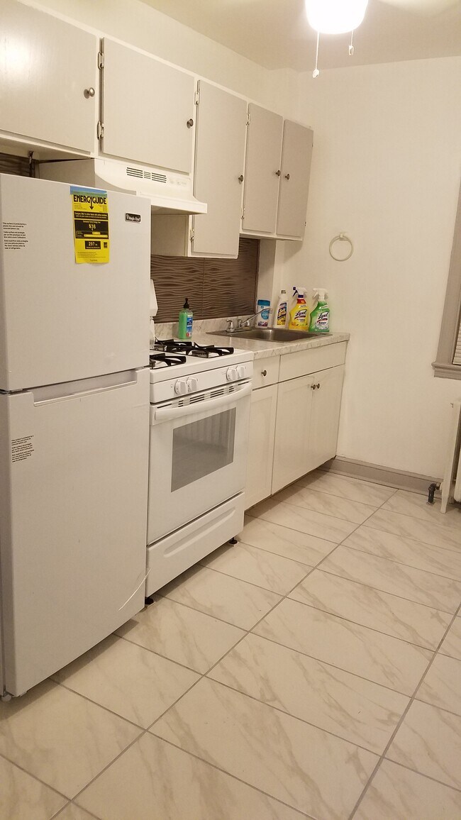 Benton Heights Townhomes Newly Renovated! 5829 Benton Heights Ave Baltimore MD 21206