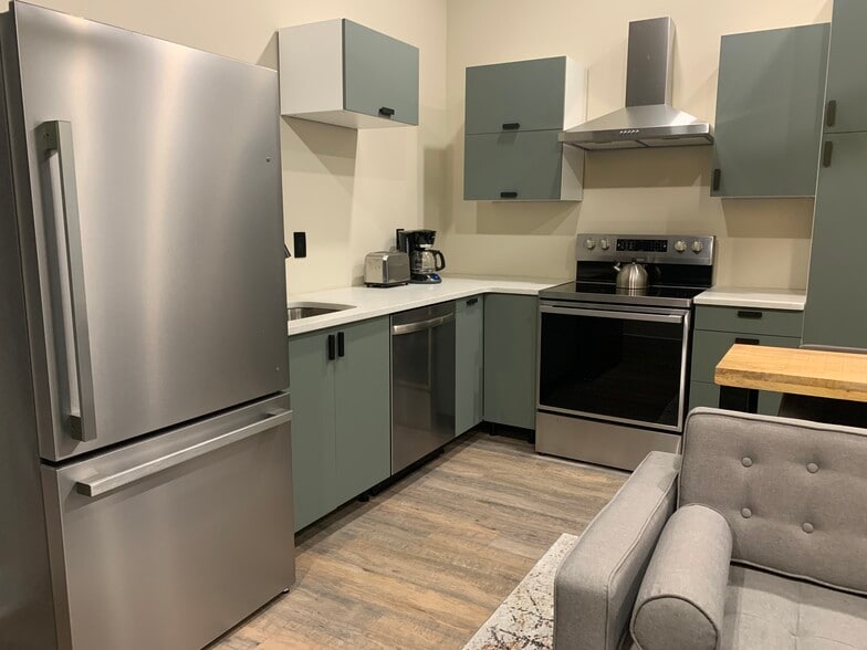 Building Photo - 3933 S 3rd St