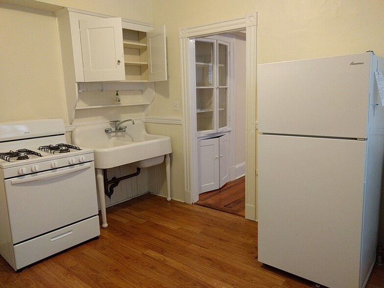 Primary Photo - 1000 Massachusetts Ave