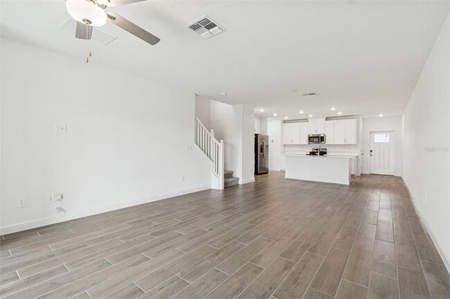 Building Photo - 31942 Folk Top St