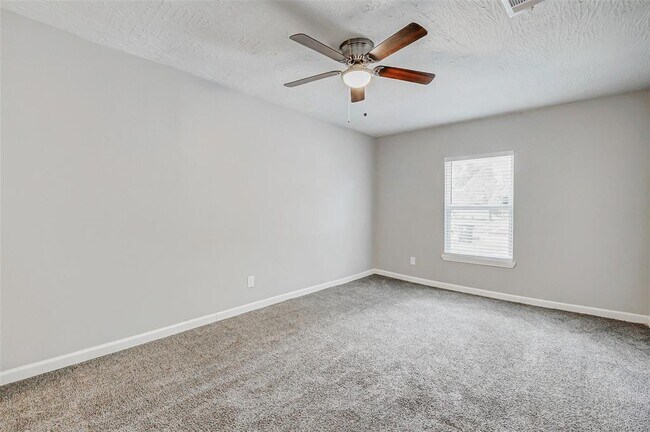 Building Photo - 5806 Westover St