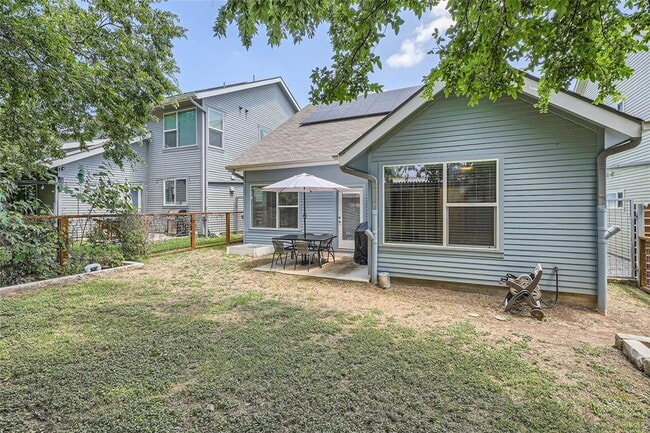 Building Photo - 301 W Stassney Ln
