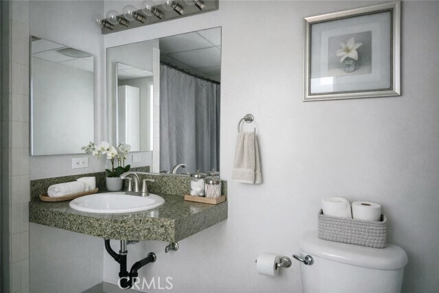 Building Photo - 1080 Park Blvd