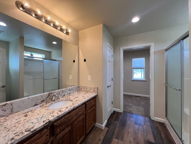 Building Photo - 4-bedroom home in Fallon