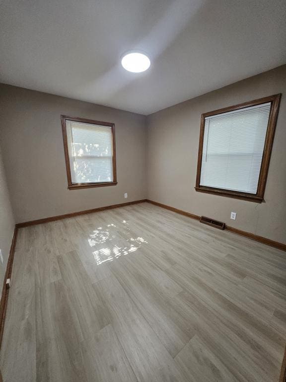 Building Photo - 212 Maevi Dr