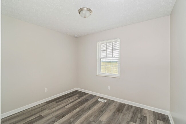 Building Photo - 2832 Vicksburg Ln