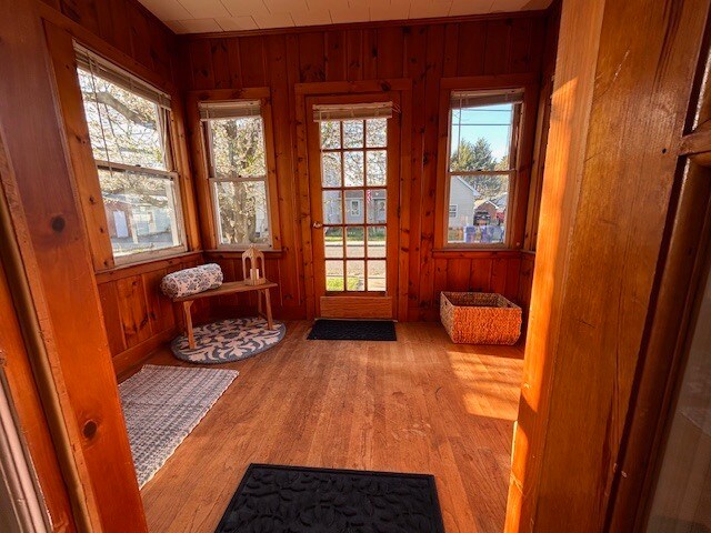 Building Photo - 4 Princeton Ave