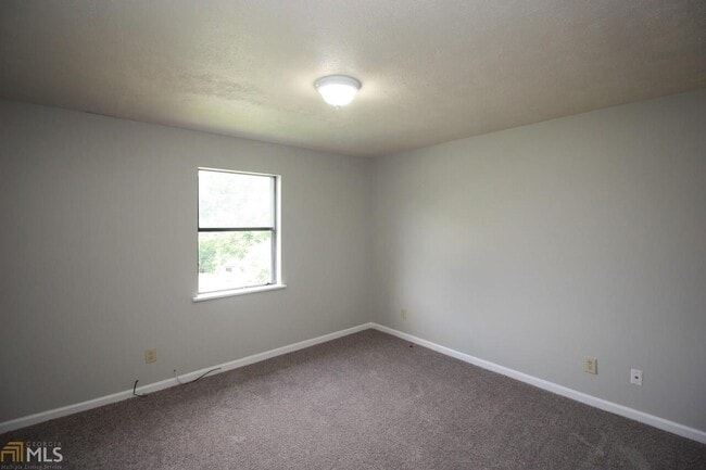 Building Photo - 212 Wesley Way