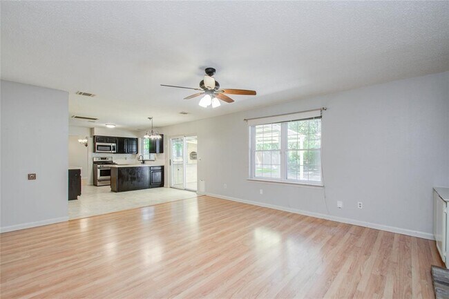 Building Photo - 7803 Maple Brook Ln
