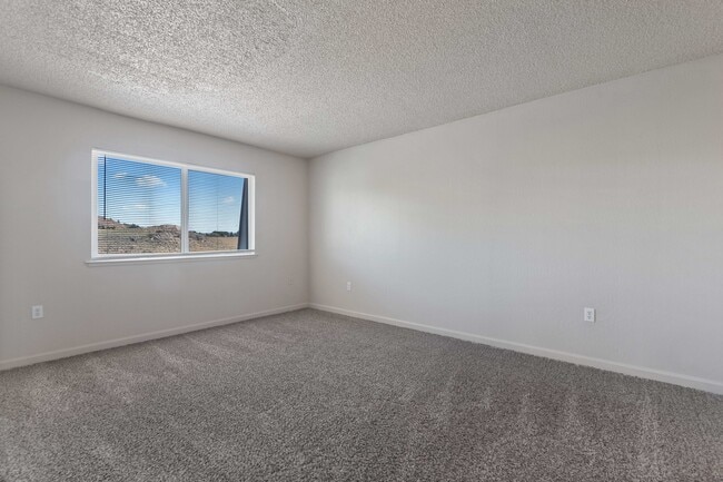 Building Photo - 3705 Lisa Ct