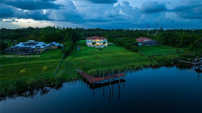 Building Photo - 6152 SW Banks St