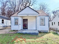 Building Photo - 808 Columbia St