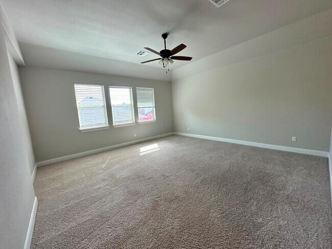 Building Photo - 3004 Desert Shade Bnd