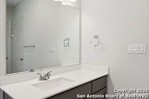 Building Photo - 1018 Quemada Rnch