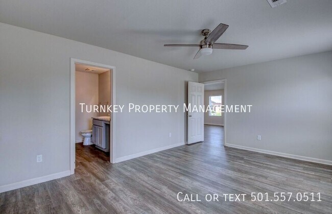 Building Photo - 10500 Darla Ln