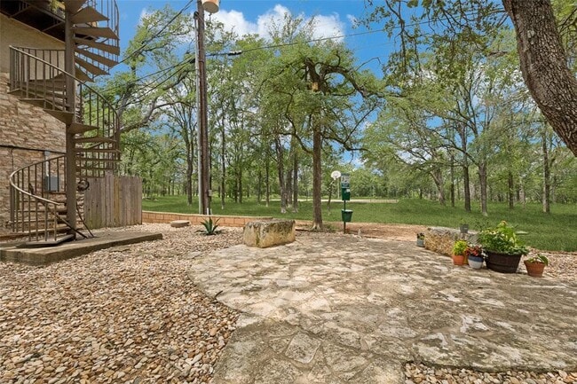 Building Photo - 6810 Deatonhill Dr