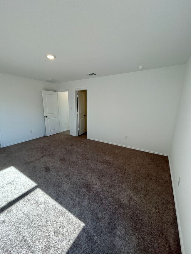 Building Photo - 5974 Companion Lp