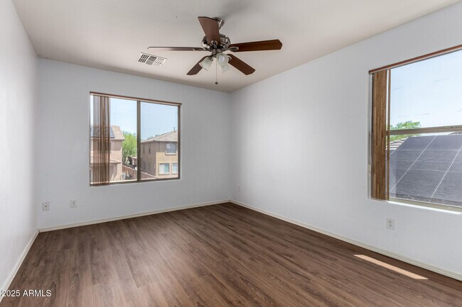Building Photo - 7352 W Valencia Dr