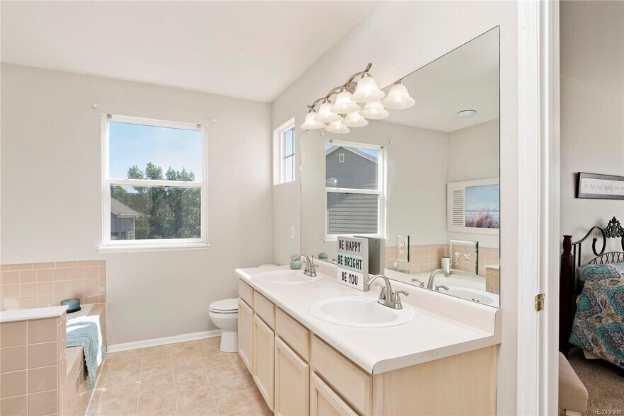 Building Photo - 14126 Petrel Dr