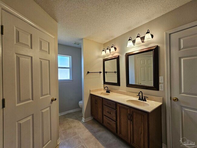 Building Photo - 4347 Crosswind Dr