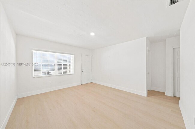 Building Photo - 1172 NW 64th St