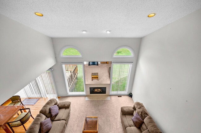 Building Photo - 6352 Aspen Ridge Blvd