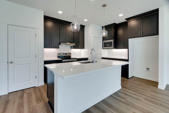 Building Photo - 1843 NW 18th Way