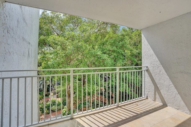 Building Photo - Nirvana Water Front Guard Gated Community