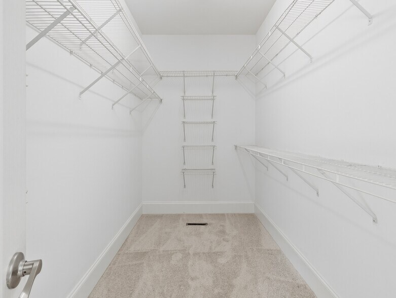 Building Photo - 6624 Barton Creek Dr