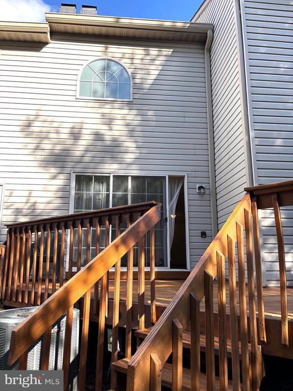 Building Photo - 9 Essex Ct