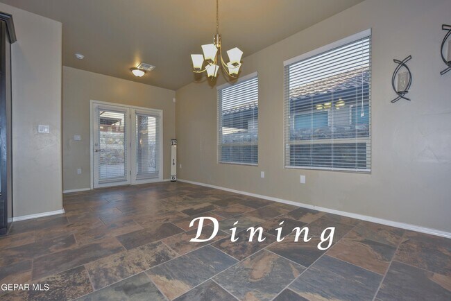 Building Photo - 270 Silver Hill