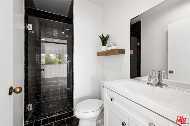 Building Photo - 1401 Camden Ave