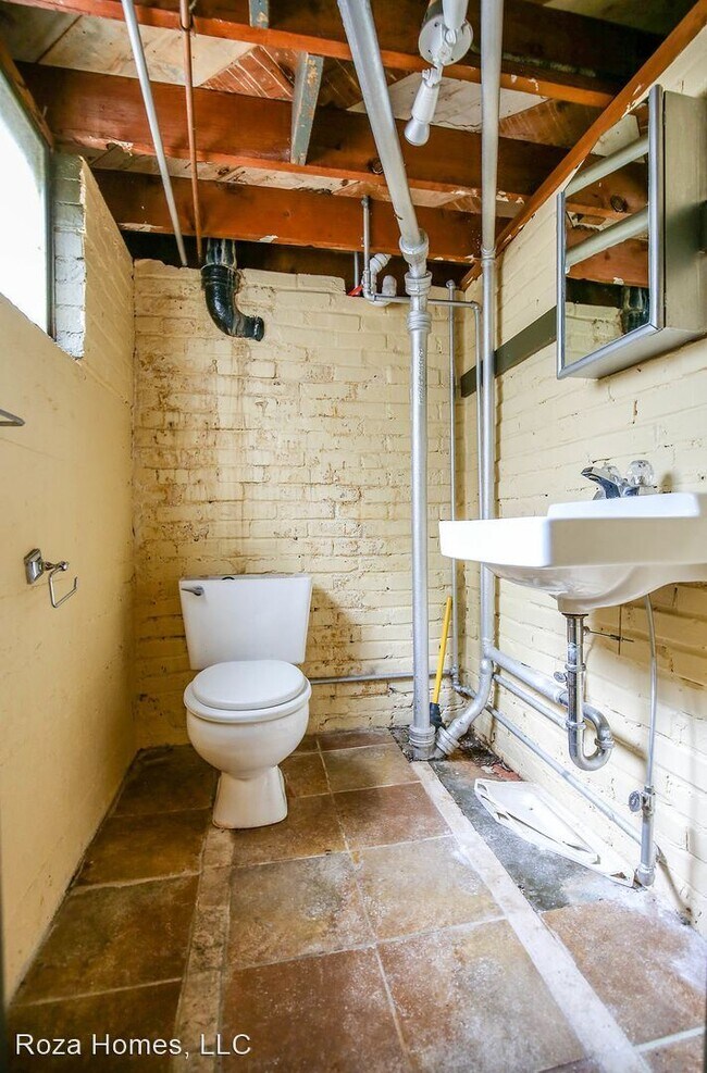 Building Photo - 3 br, 1.5 bath House - 315 S Florence