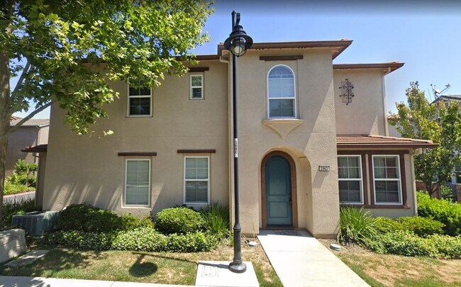 Building Photo - 2965 Bella Dr