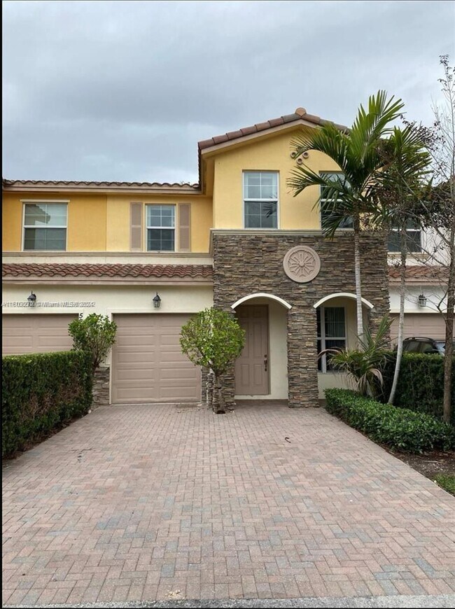 Building Photo - 5236 SW 77th Way