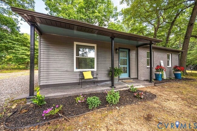 Building Photo - 4701 Lucinda Ln