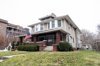 Building Photo - "Charming 3 Bedroom with Hardwood Floors i...